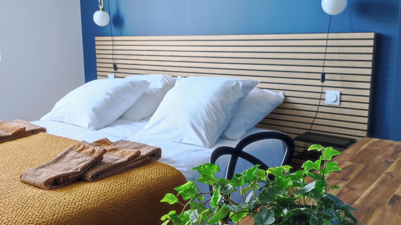 Photo of Bedroom in Downtown