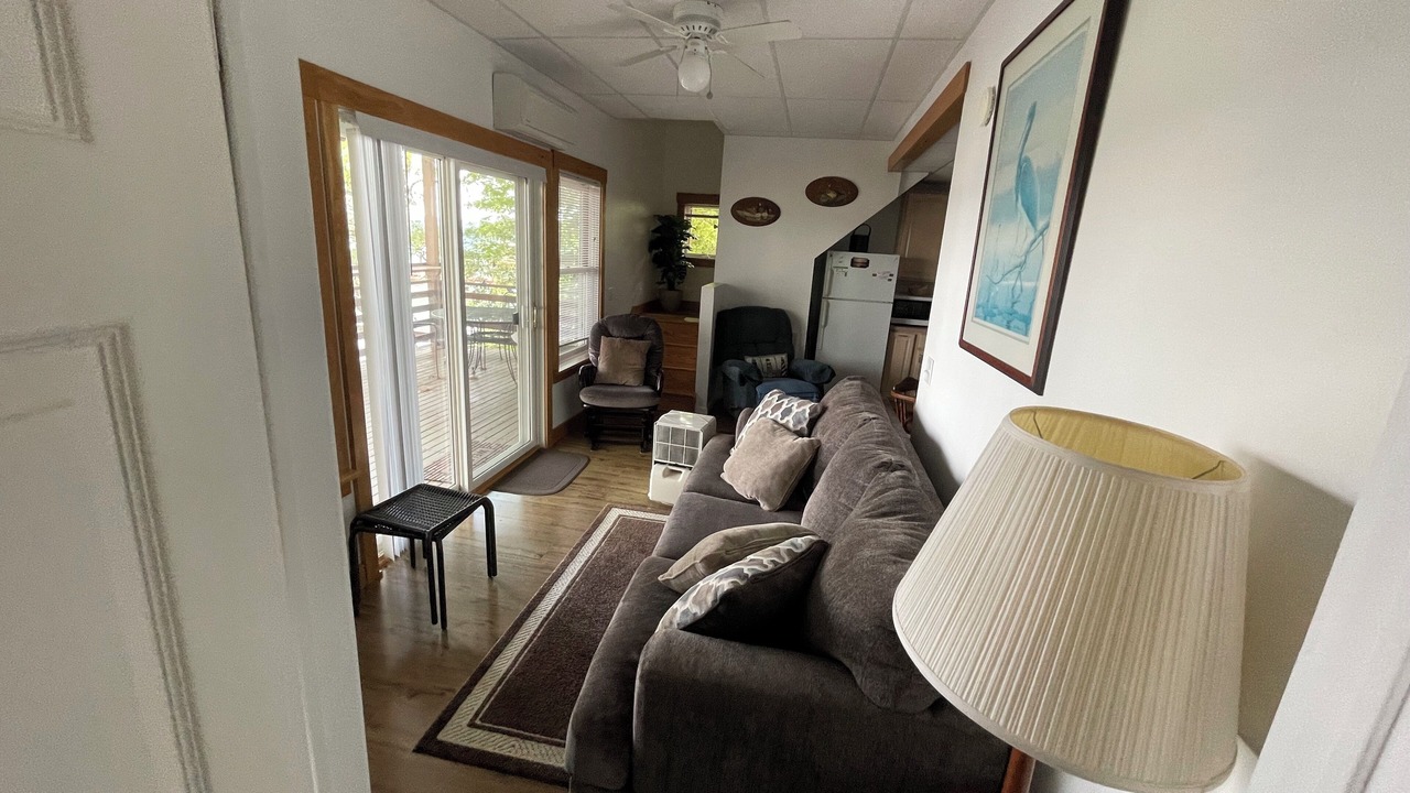 Photo of Livingroom in Romulus
