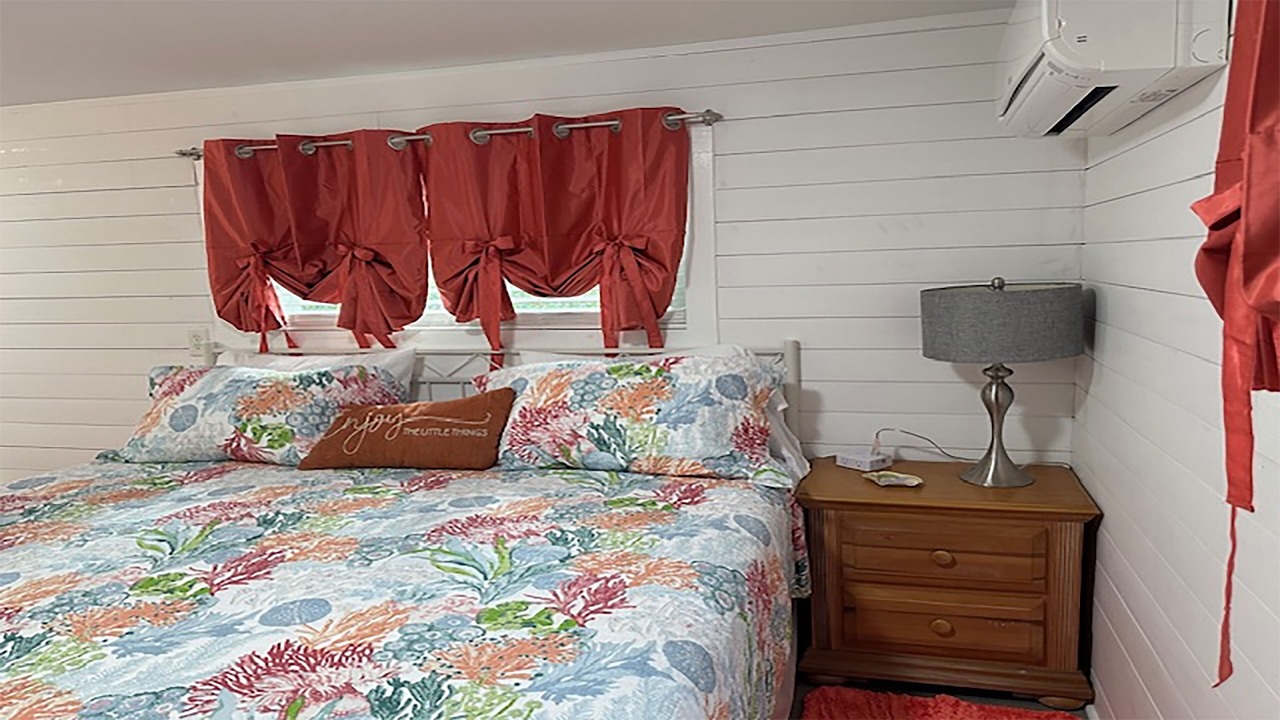 Photo of Bedroom in Crawfordville