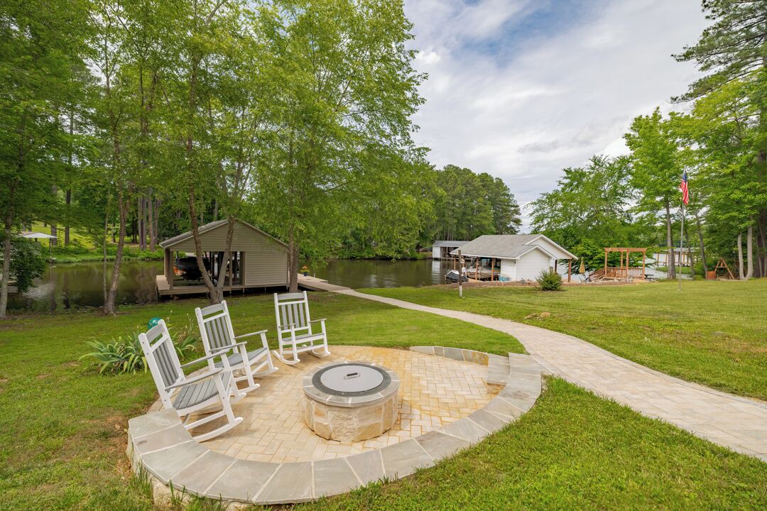 Photo of Outdoor in Bracey
