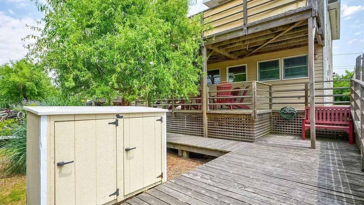 Photo of Patio Balcony in Fair Harbor