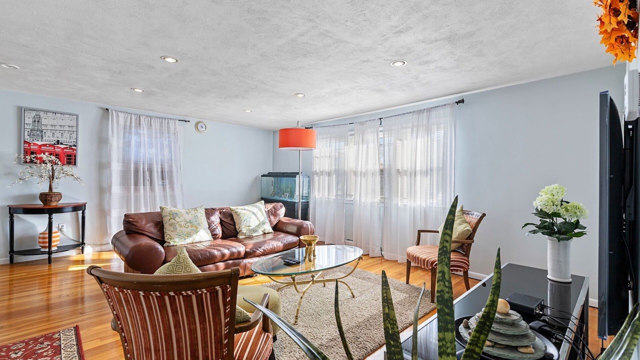 Photo of Livingroom in Waltham