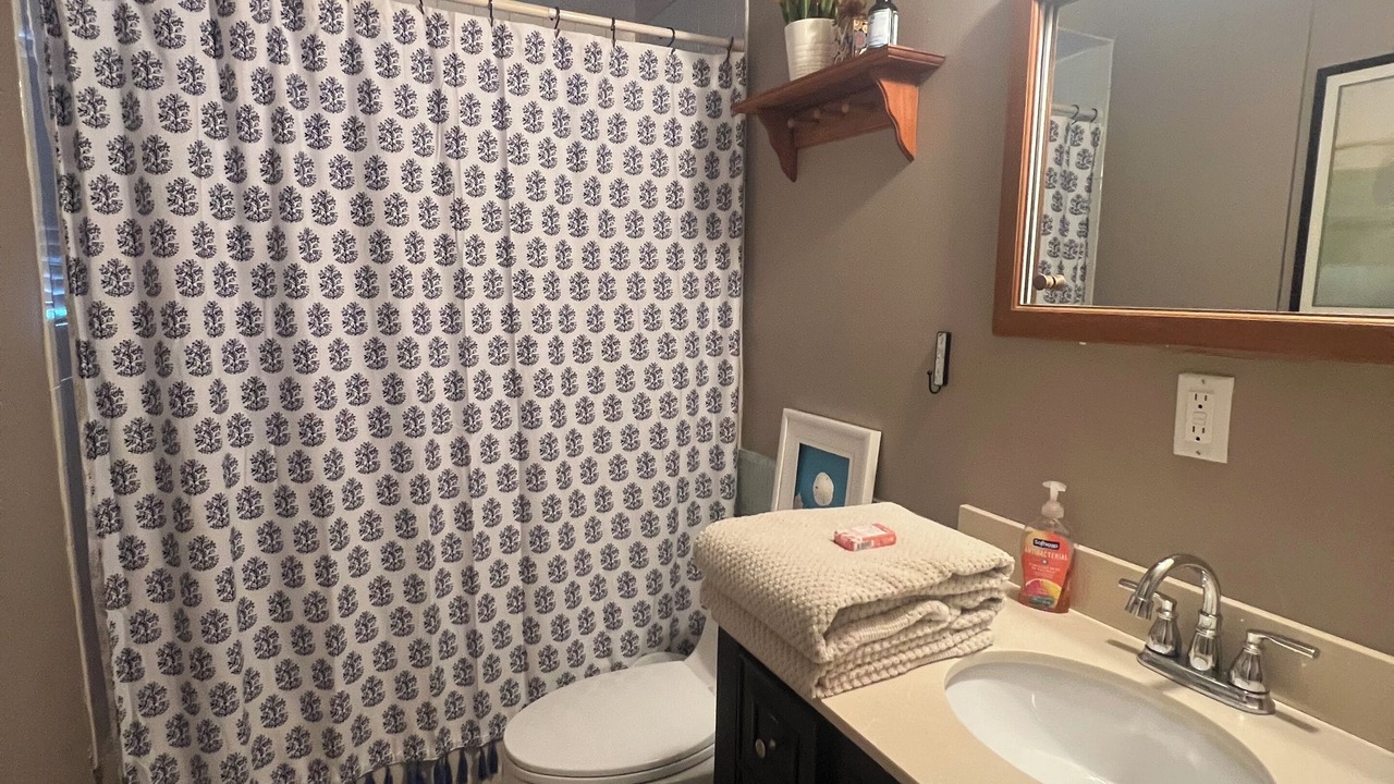 Photo of Bathroom in Long Beach