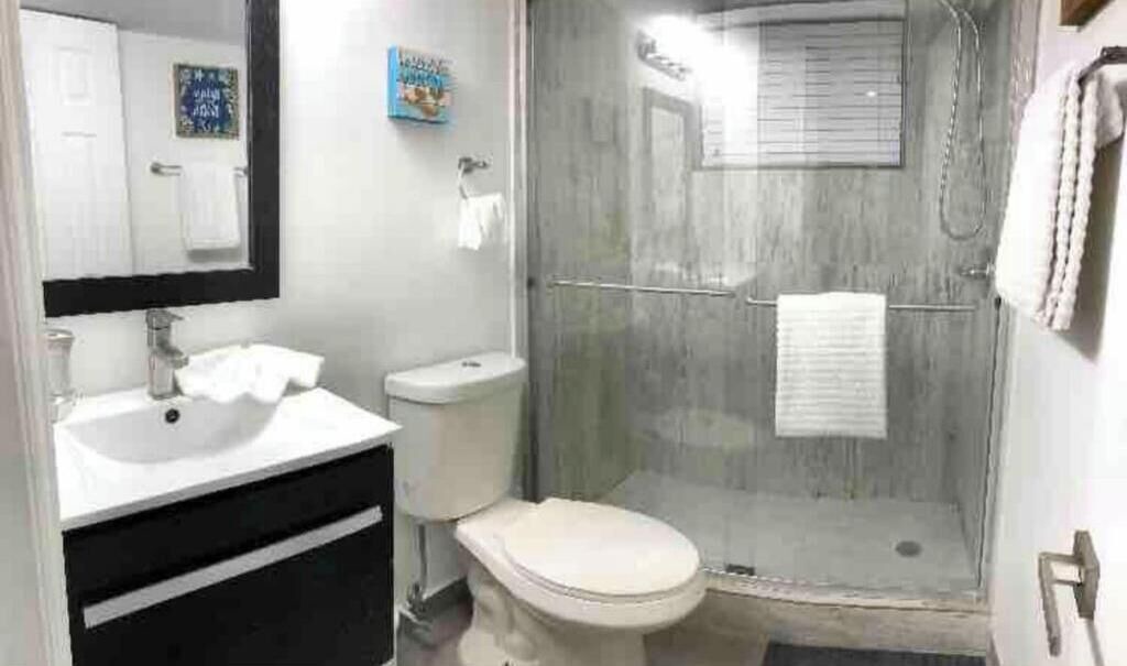 Photo of Bathroom in Coconut Grove