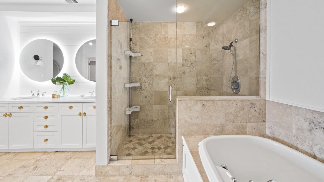 Photo of Bathroom in WaterSound Beach