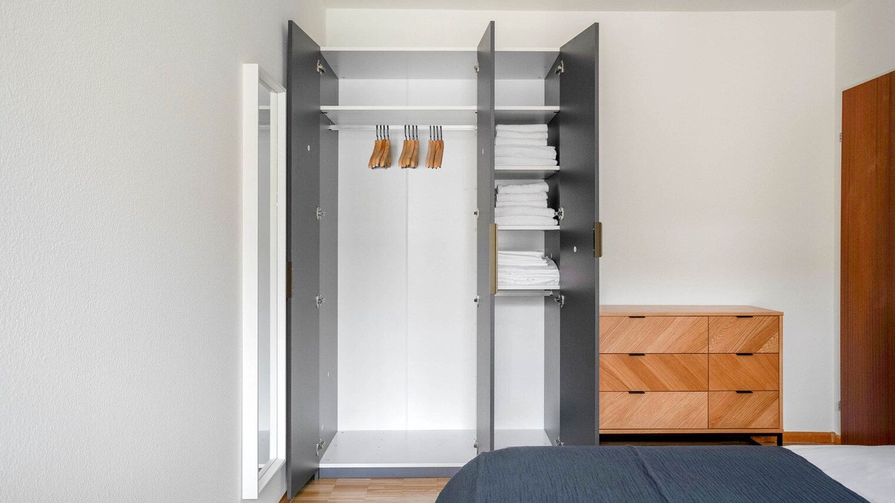 Photo of Bedroom in Iselin