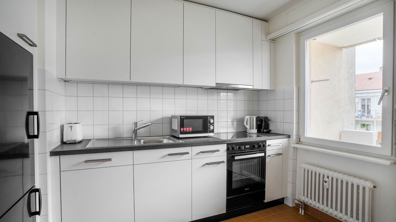 Photo of Kitchen in Iselin
