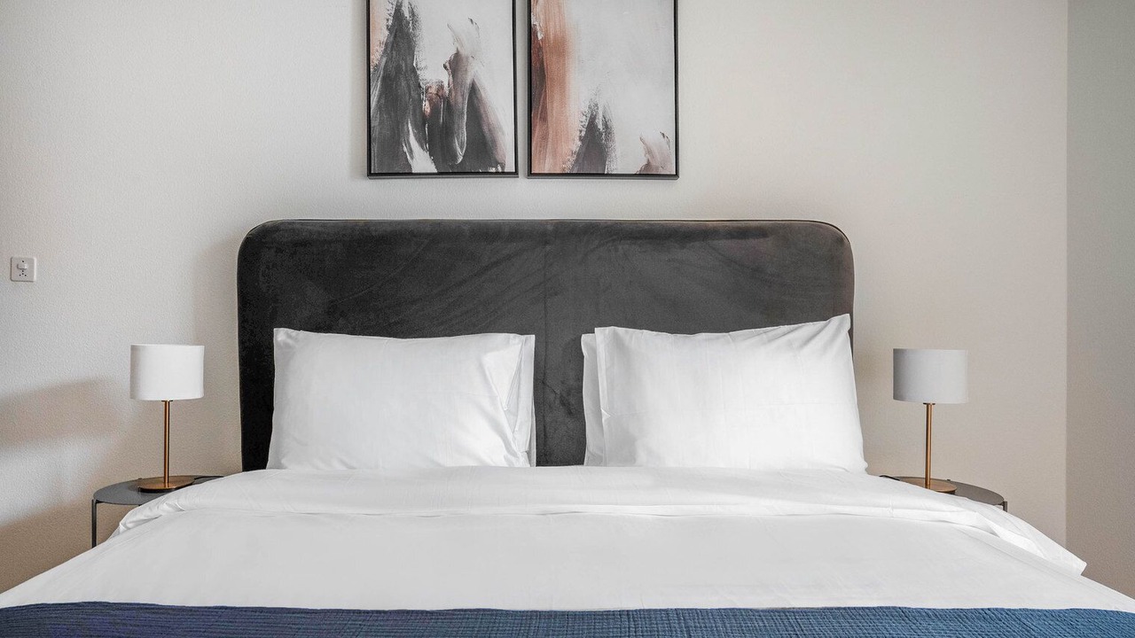 Photo of Bedroom in Iselin