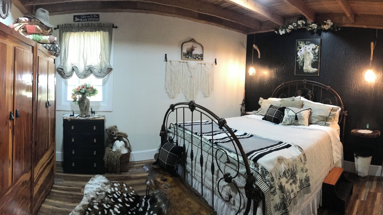 Photo of Bedroom in Mathews