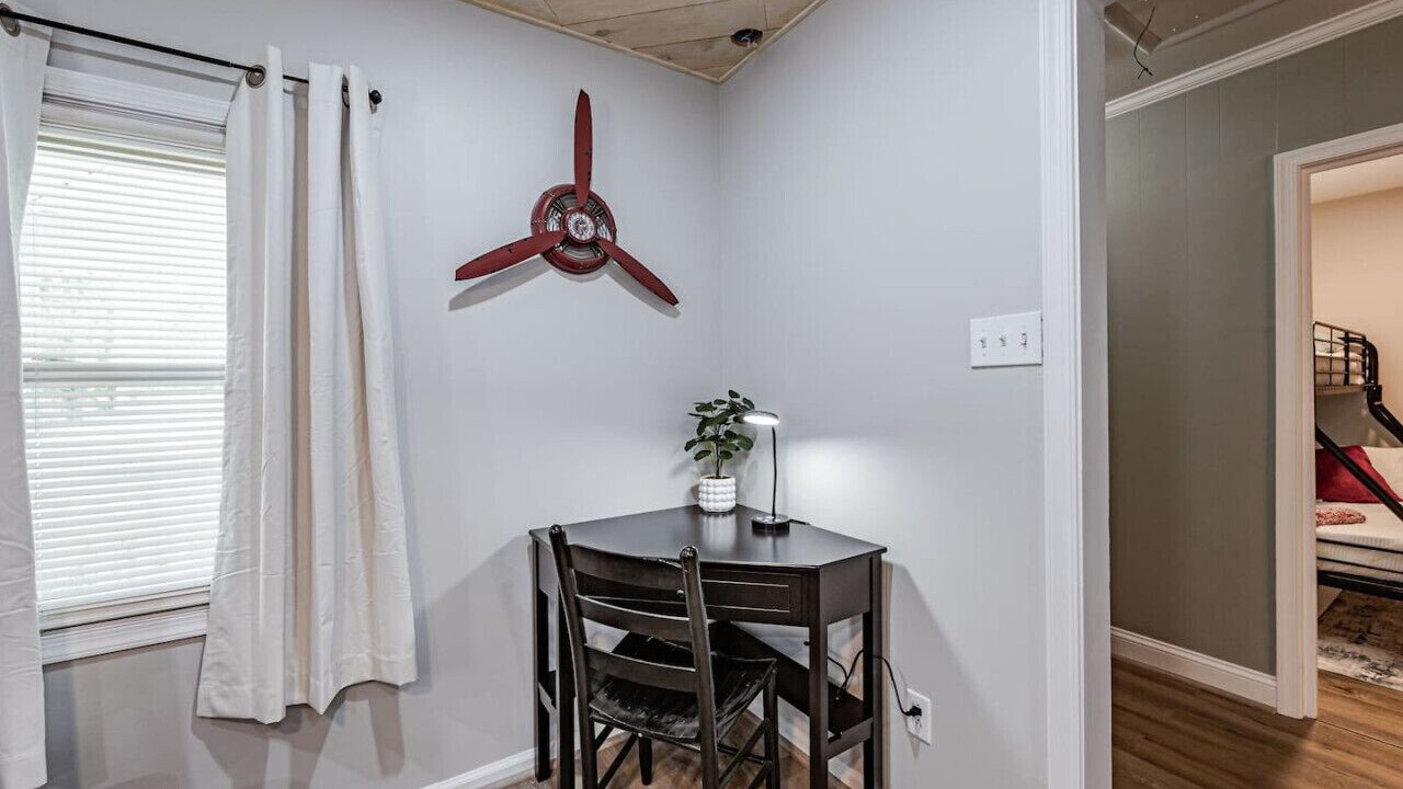 Photo of Bedroom in Mosby