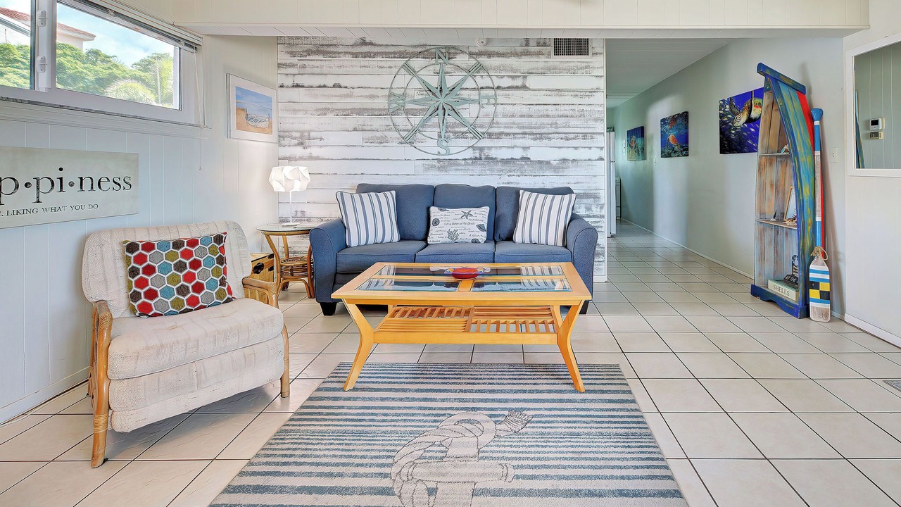 Photo of Bedroom in Golden Beach