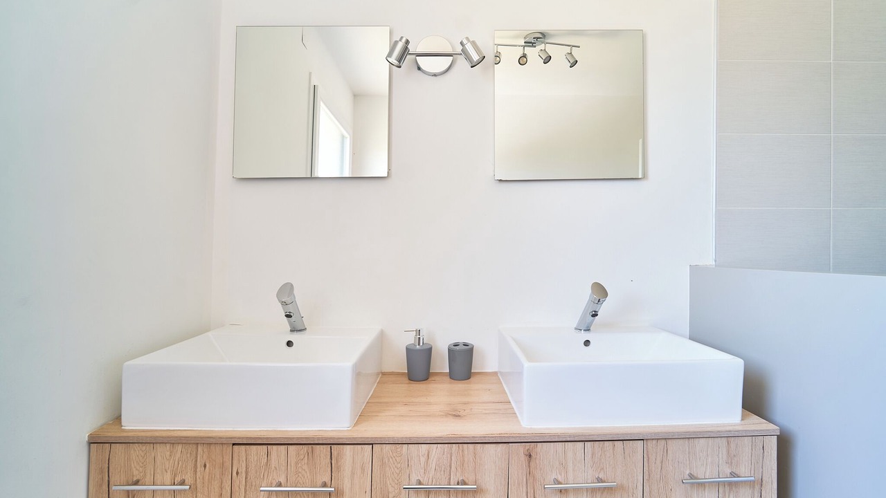Photo of Bathroom in Beaussais-sur-Mer