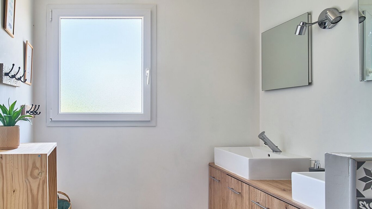 Photo of Bathroom in Beaussais-sur-Mer