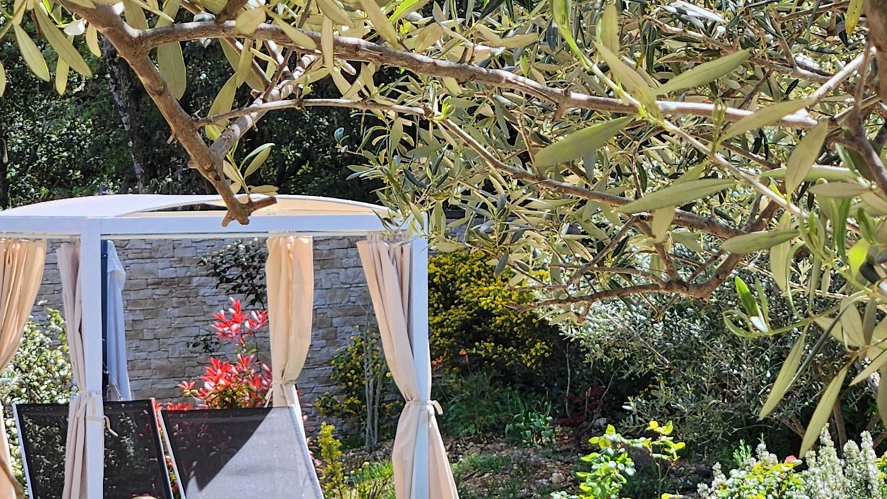 Photo of Outdoor in Croagnes
