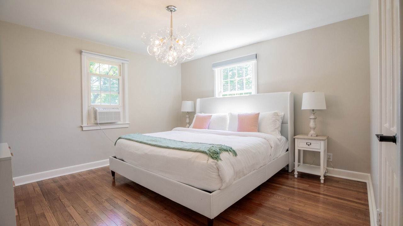 Photo of Bedroom in Norwalk