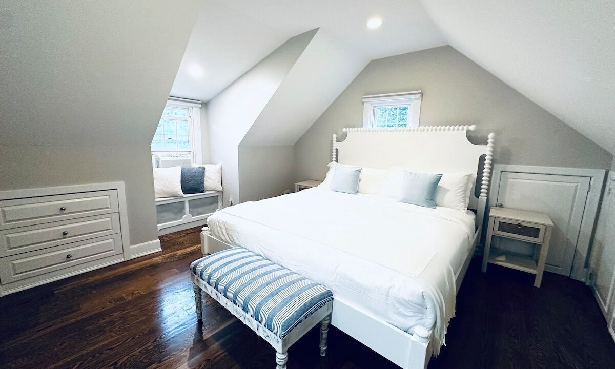 Photo of Bedroom in Norwalk