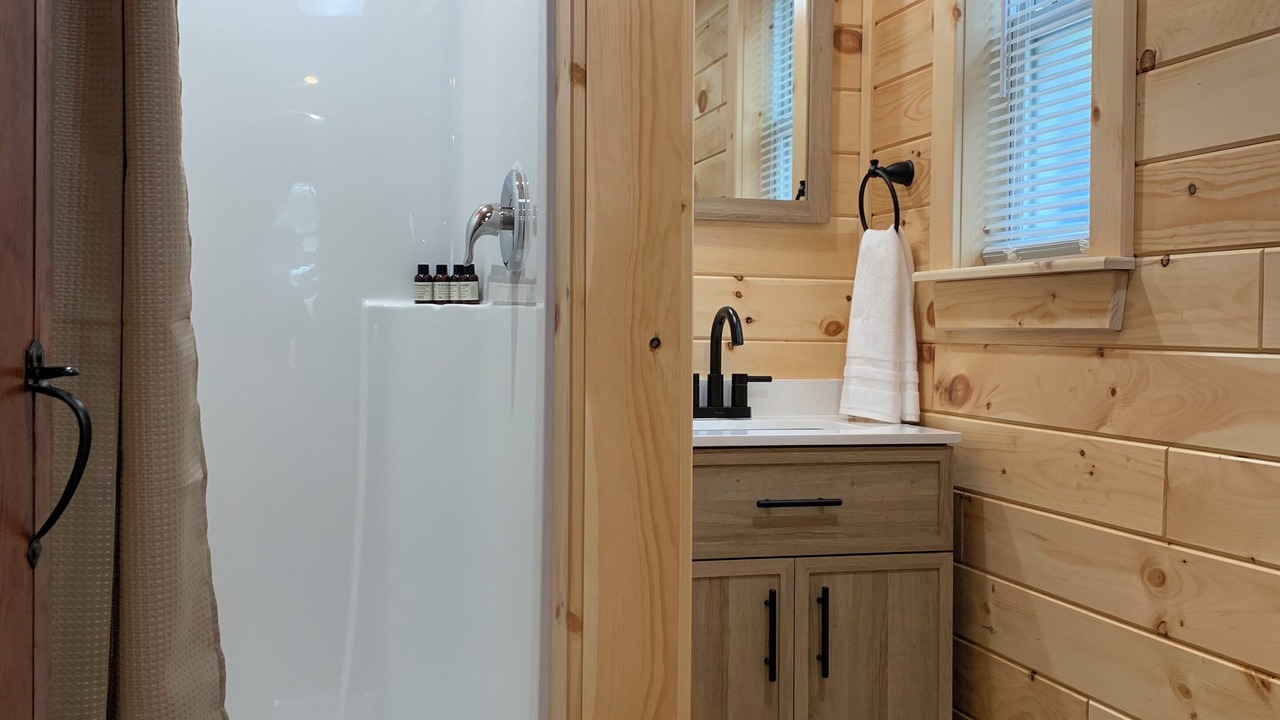 Photo of Bathroom in Alden