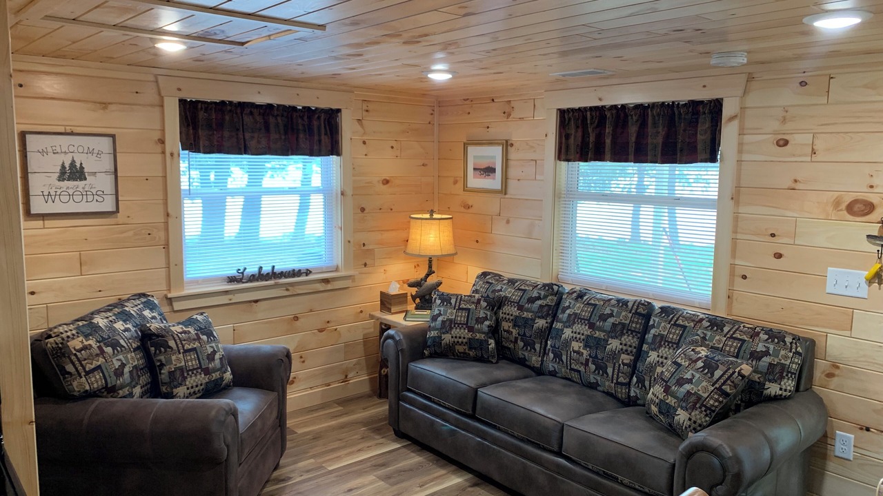 Photo of Livingroom in Alden