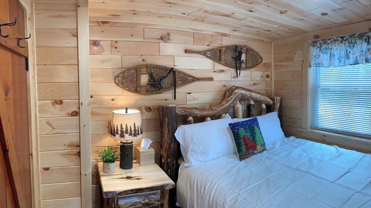 Photo of Bedroom in Alden