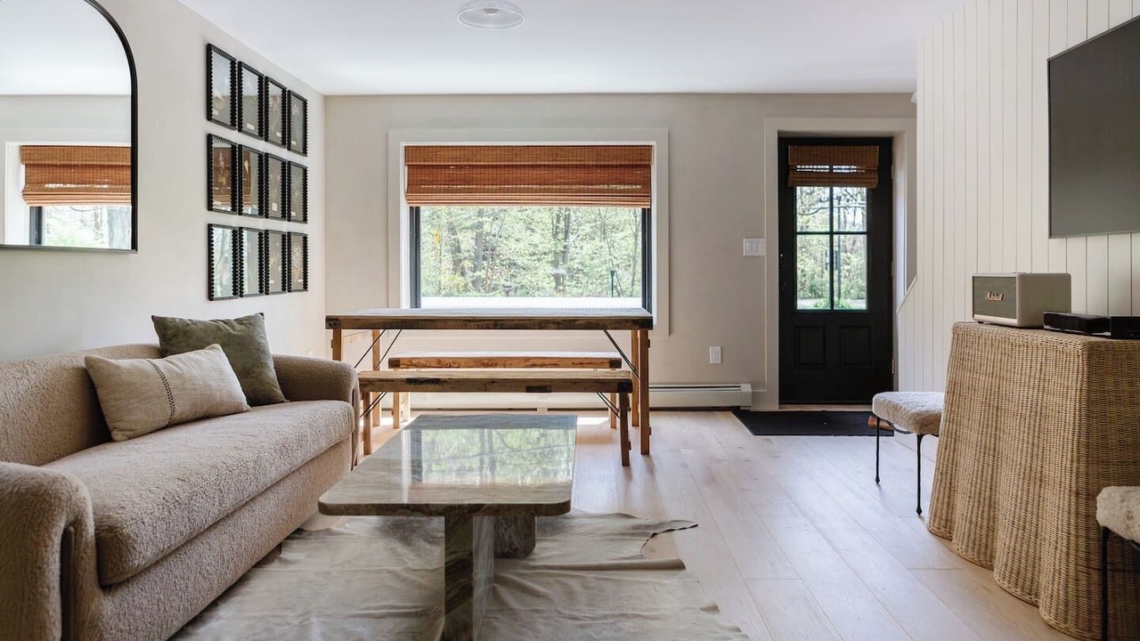 Photo of Livingroom in Phoenicia