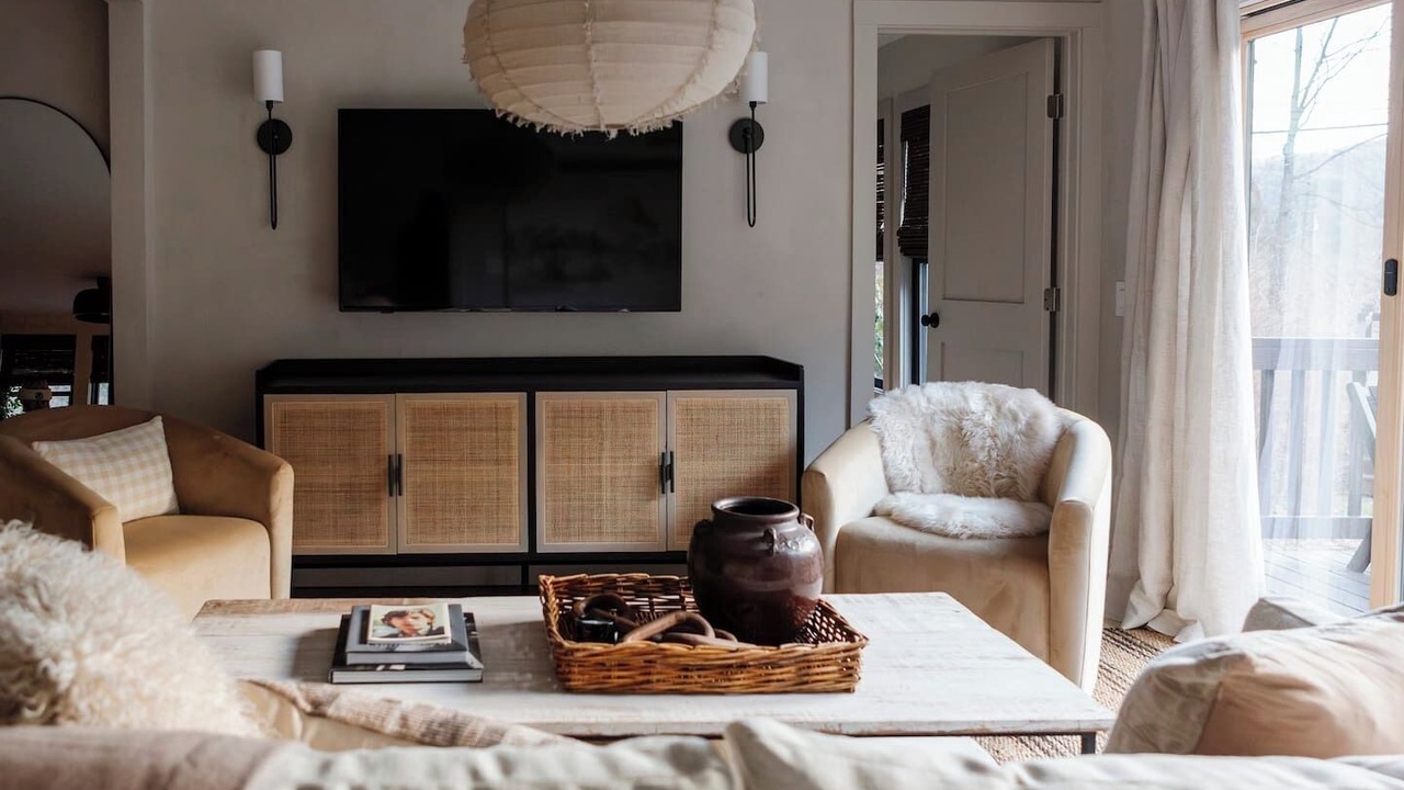 Photo of Livingroom in Phoenicia