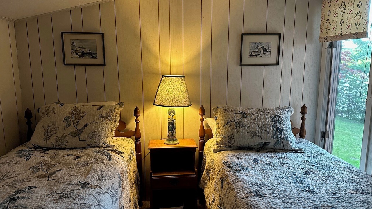 Photo of Bedroom in Monterey