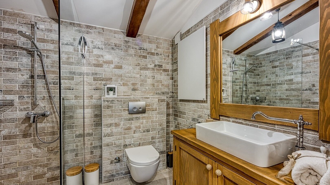 Photo of Bathroom in Fuzine
