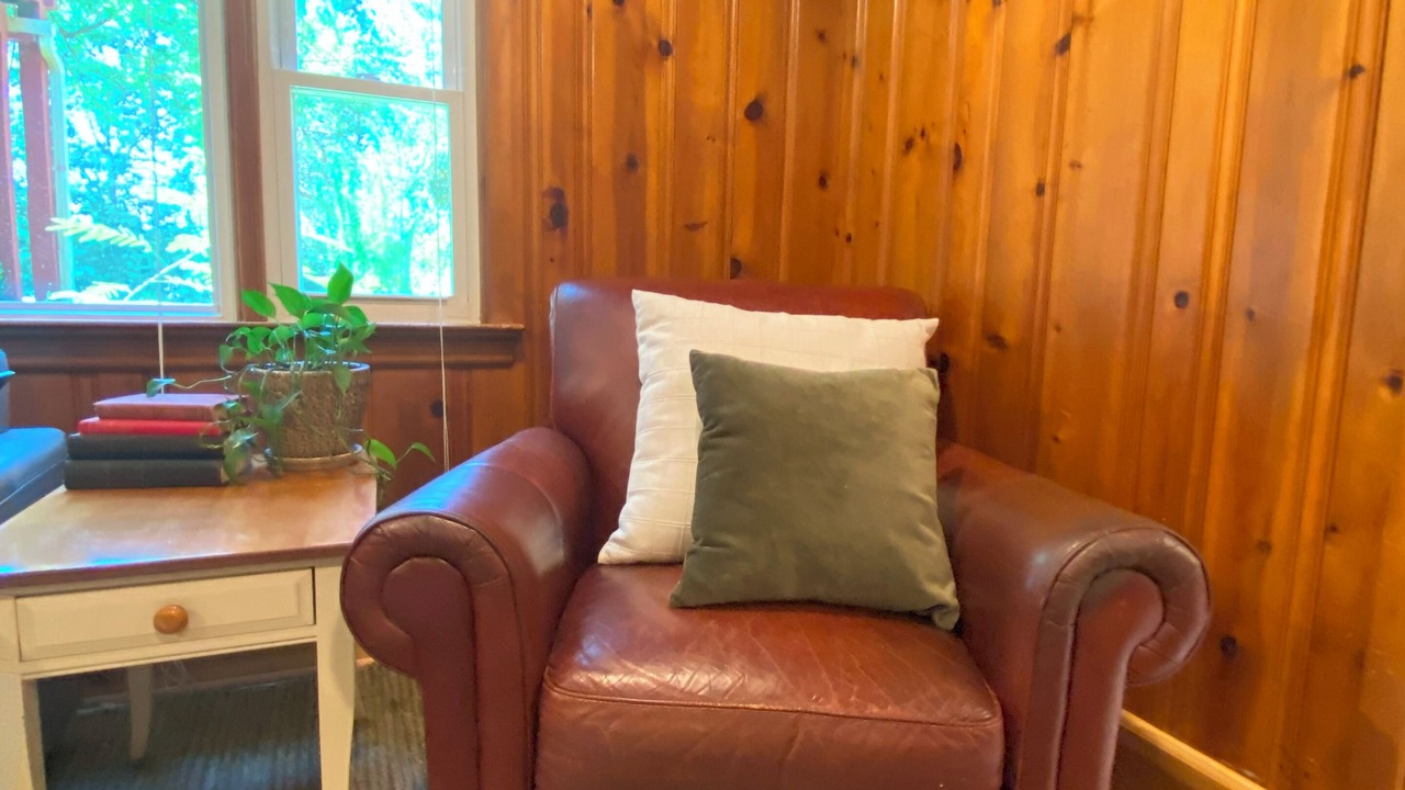 Photo of Livingroom in Innsbrook