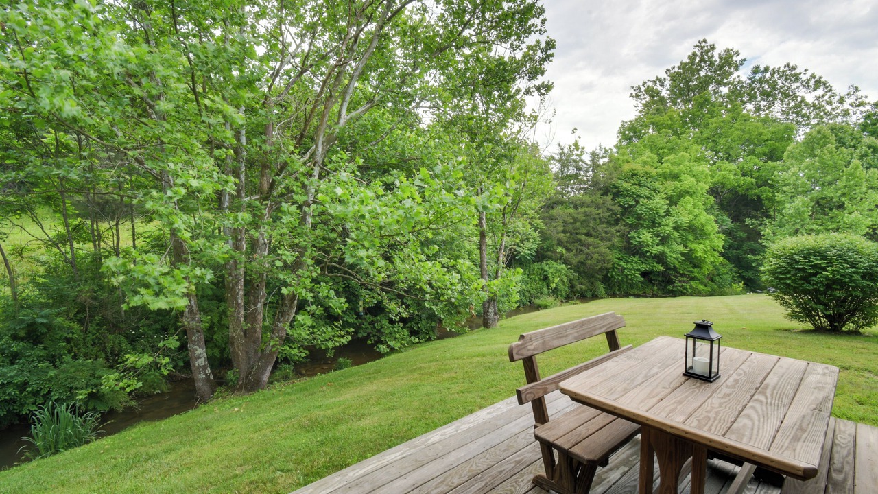 Photo of Outdoor in Raphine
