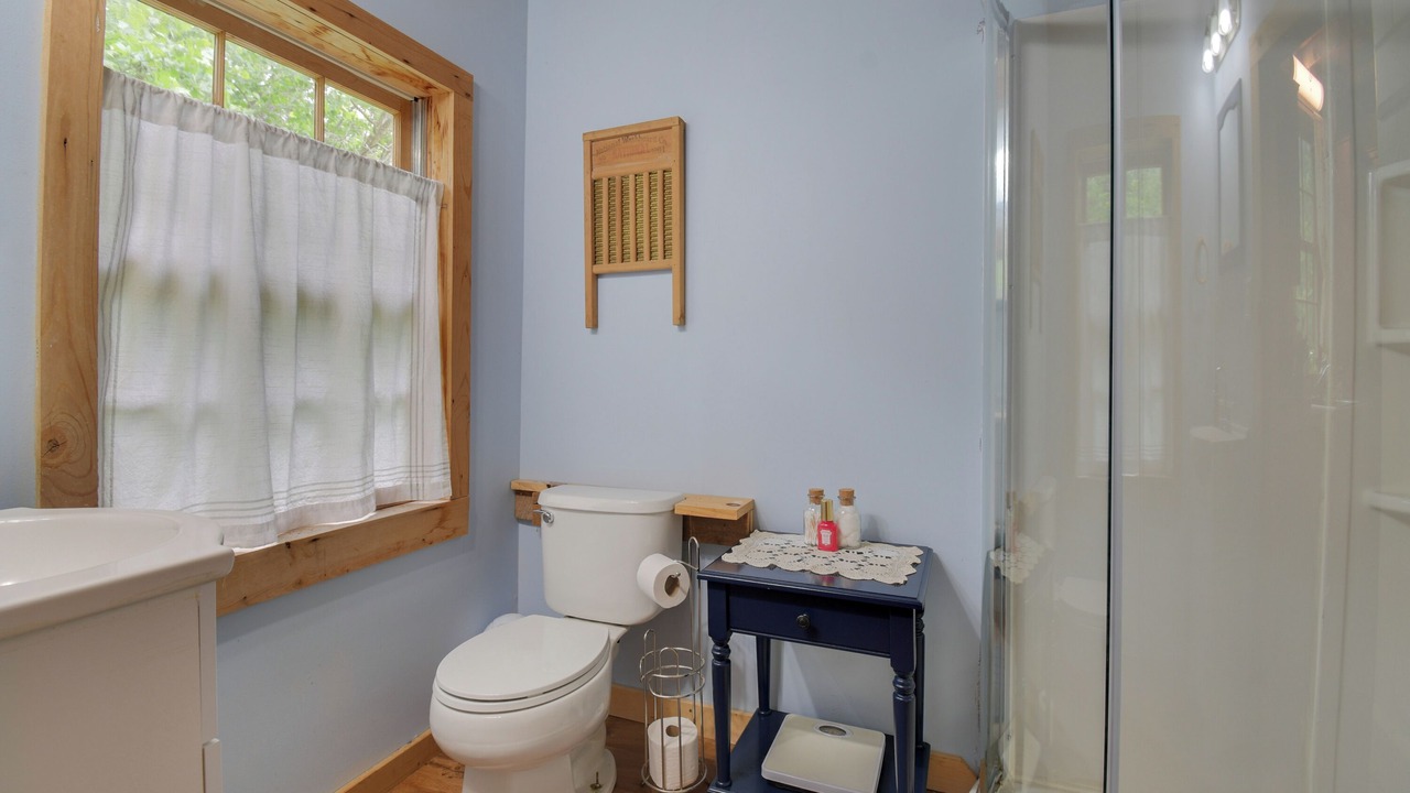 Photo of Bathroom in Raphine