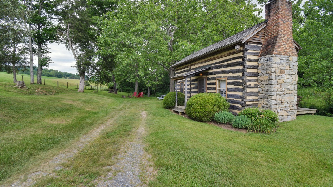 Photo of Outdoor in Raphine
