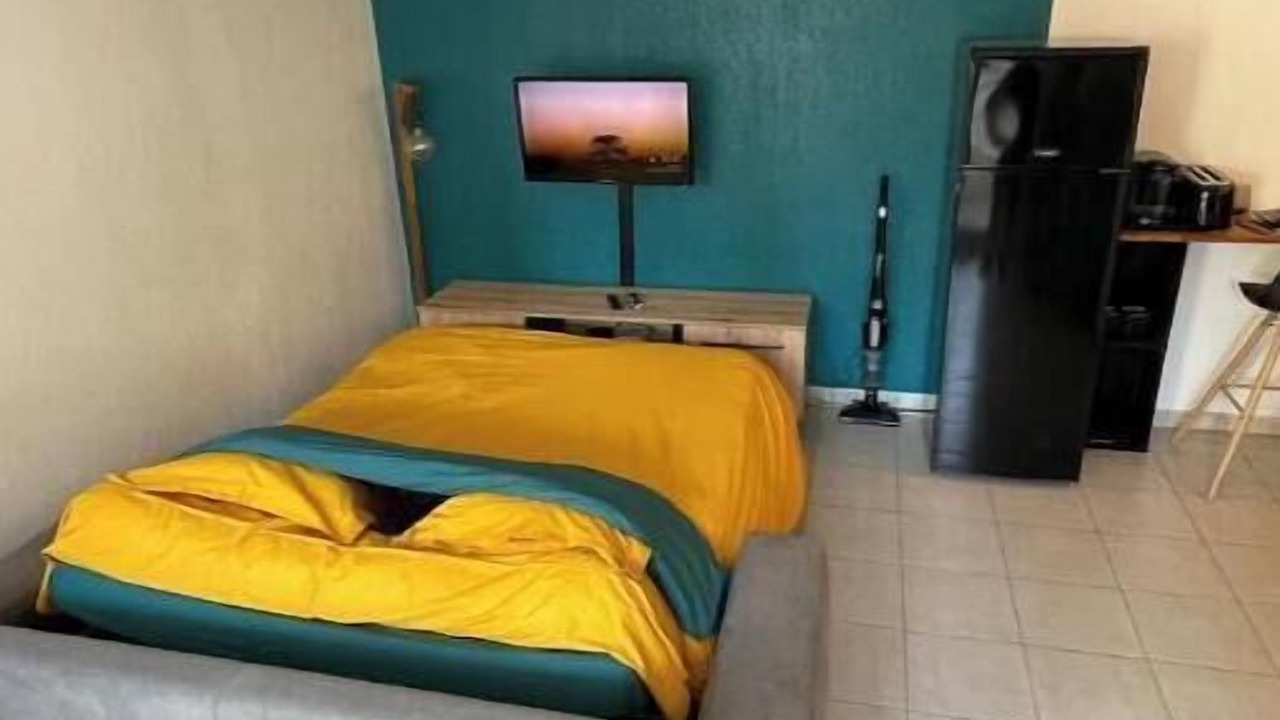 Photo of Bedroom in Montfavet