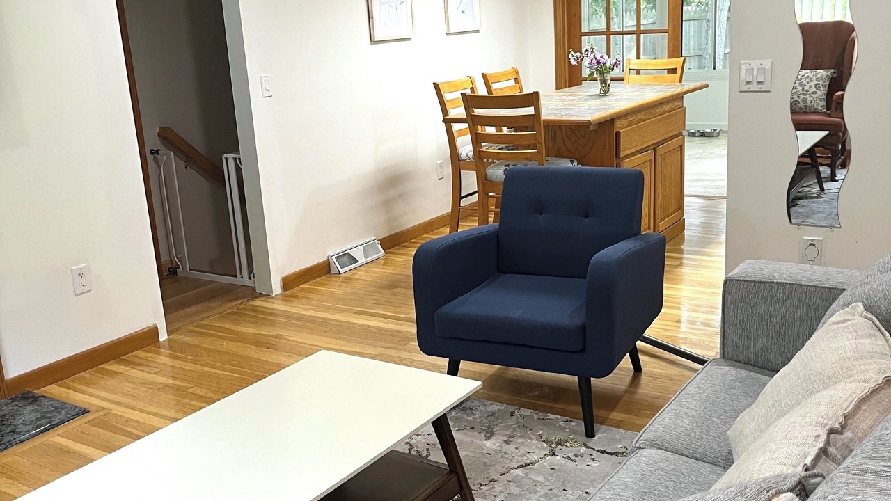 Photo of Livingroom in South Yarmouth