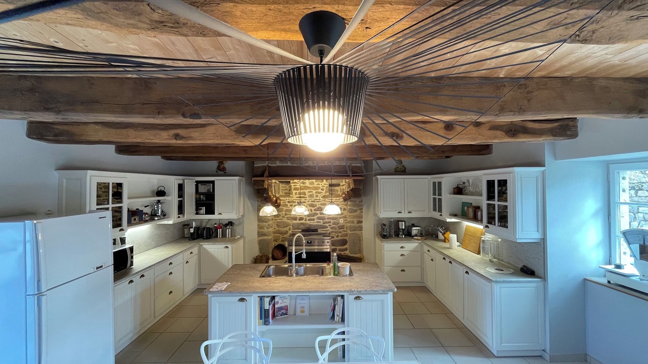Photo of Kitchen in Pleudihen-sur-Rance