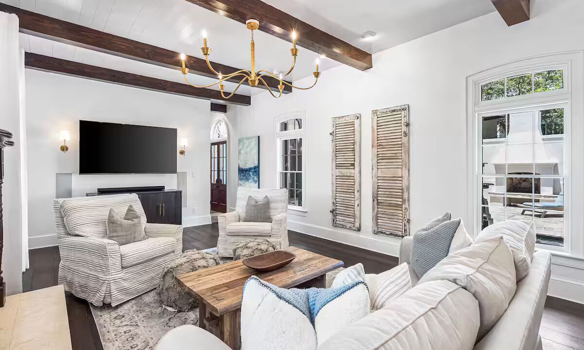 Photo of Livingroom in Rosemary Beach