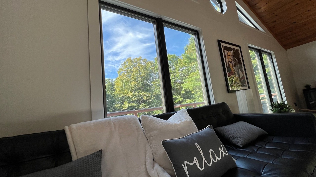 Photo of Livingroom in West Stockbridge