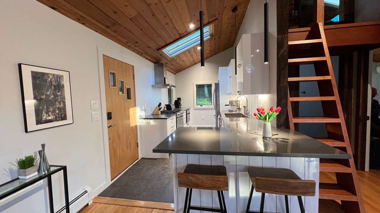 Photo of Kitchen in West Stockbridge