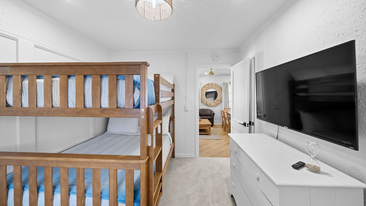 Photo of Bedroom in Miramar Beach