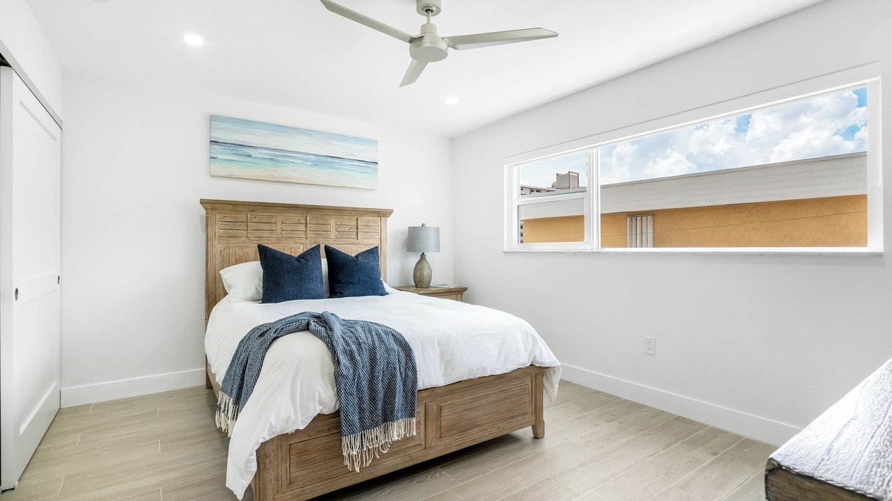 Photo of Bedroom in South Lake