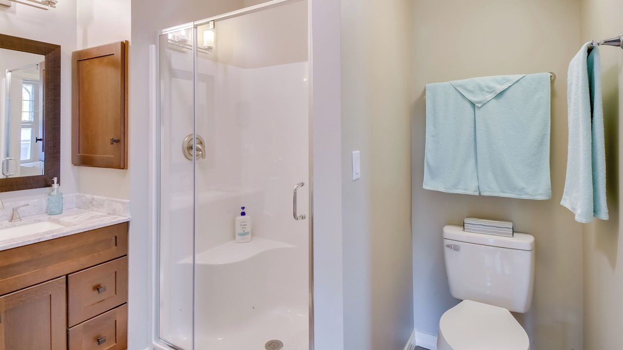 Photo of Bathroom in Ovid
