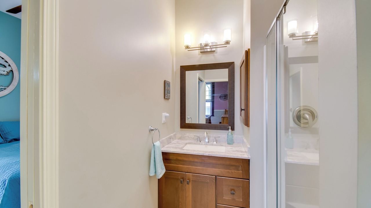Photo of Bathroom in Ovid