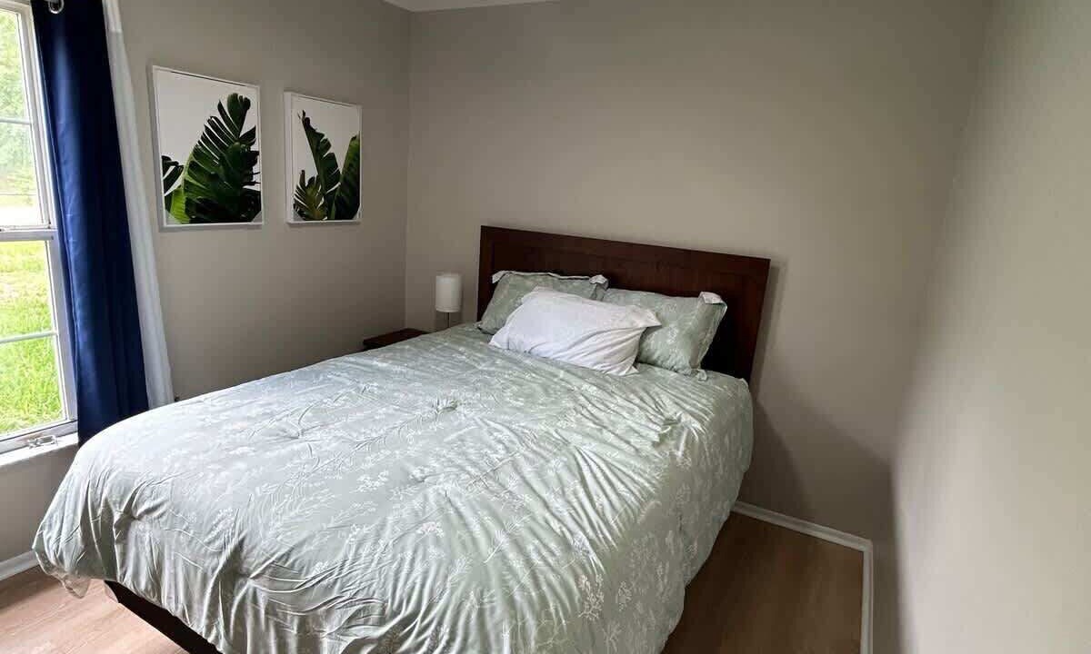 Photo of Bedroom in Port Saint John