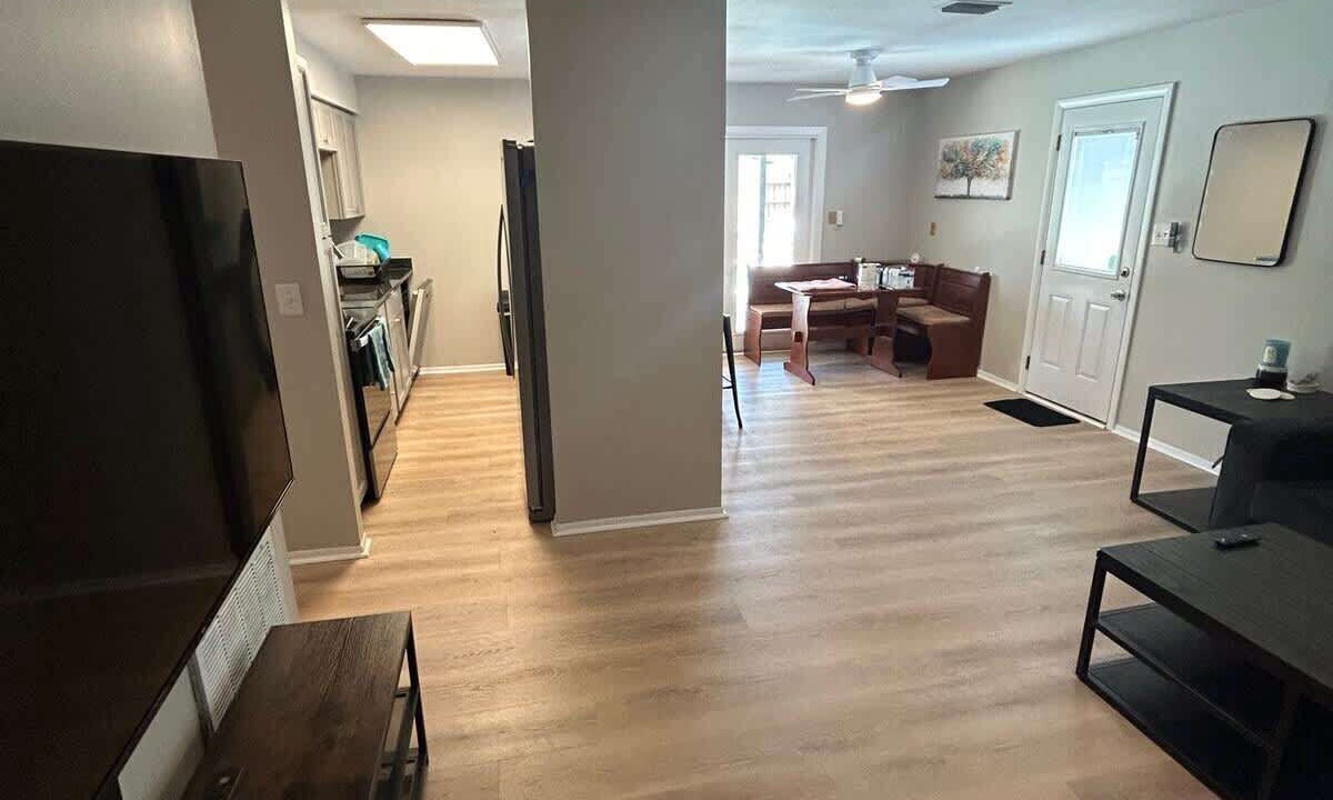 Photo of Livingroom in Port Saint John