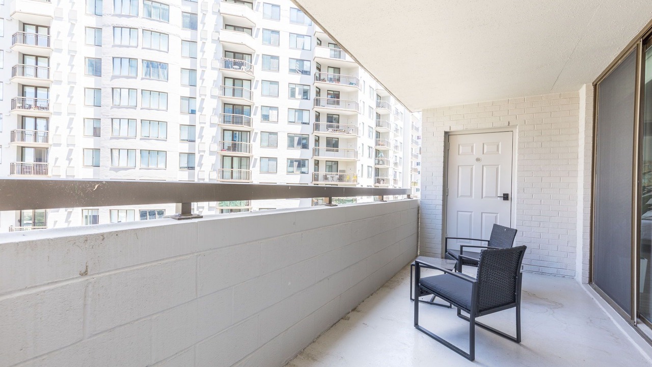 Photo of Patio Balcony in Crystal City