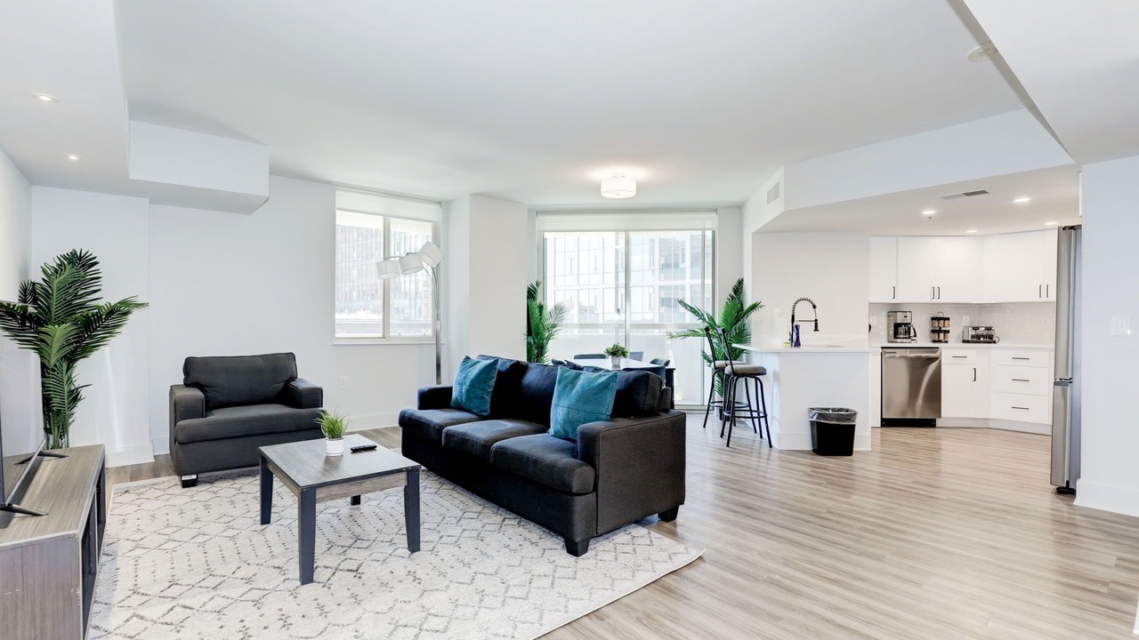 Photo of Livingroom in Crystal City
