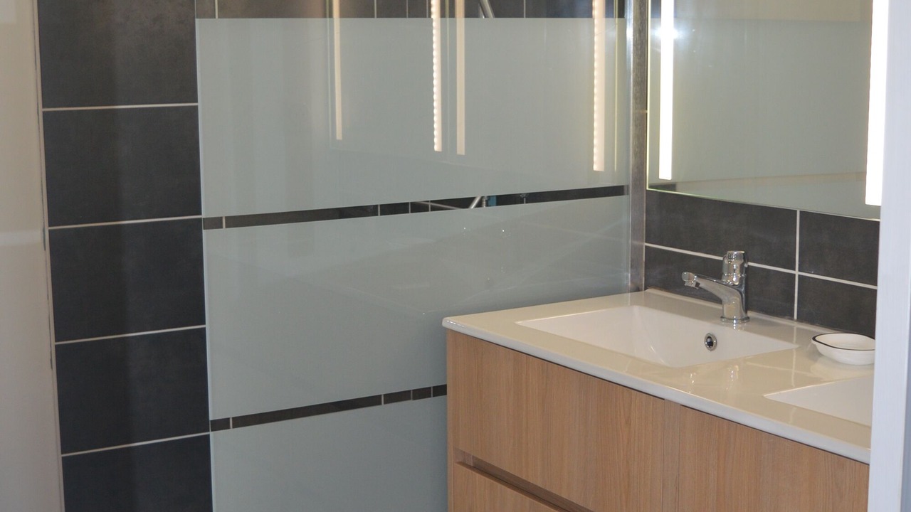 Photo of Bathroom in Vilde-Guingalan