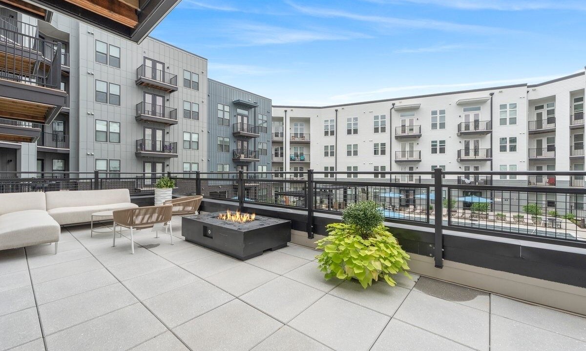 Photo of Patio Balcony in Monroe Ward