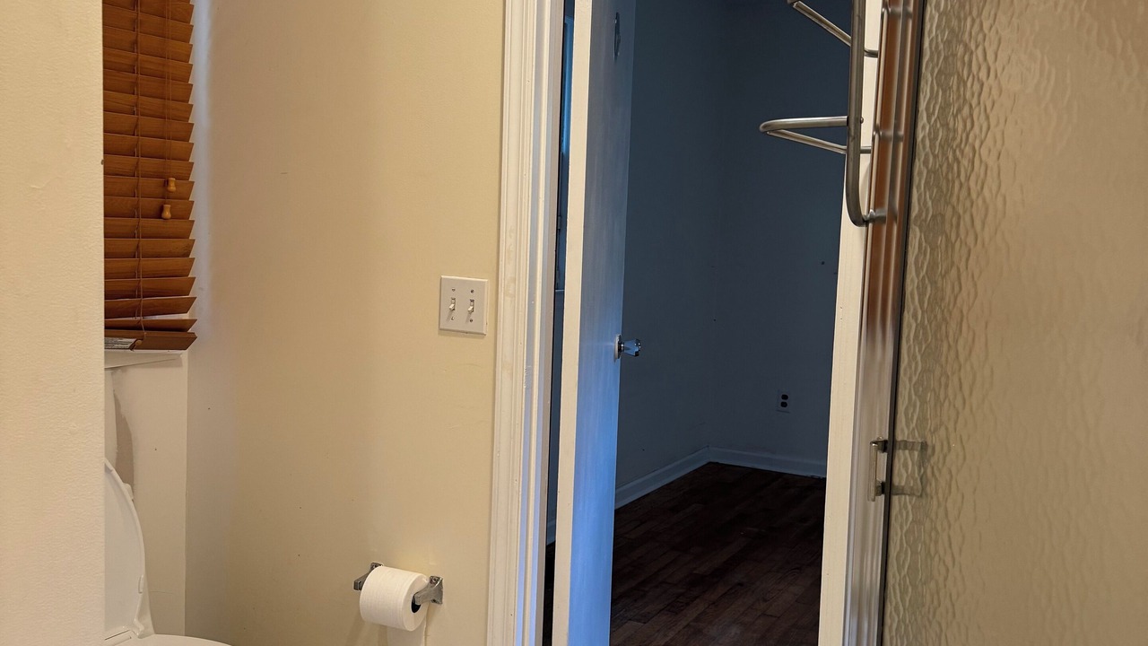 Photo of Bathroom in Amagansett North