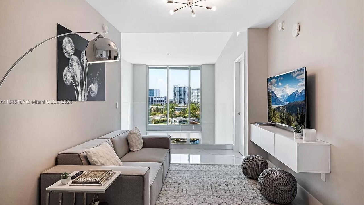 Photo of Livingroom in Sunny Isles Beach