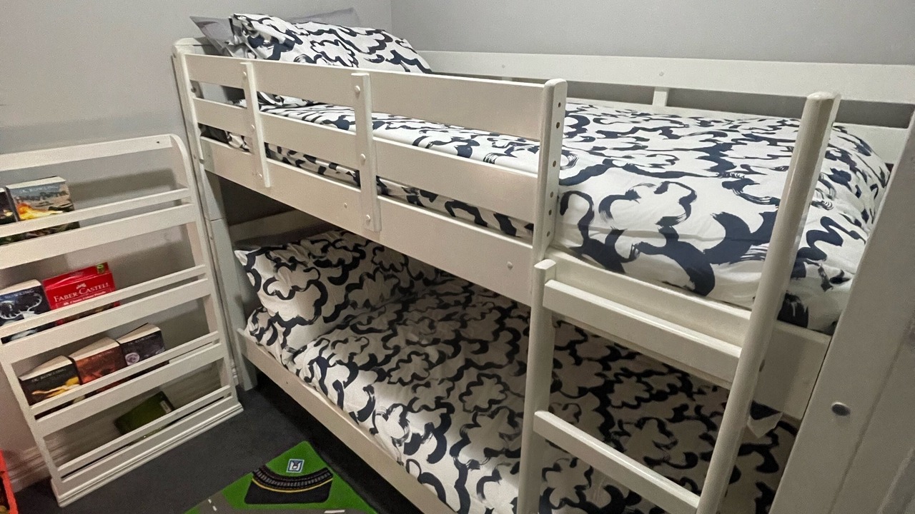 Photo of Bedroom in Acacia Gardens